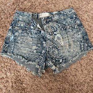 Free People Cutoff Shorts Size 24
